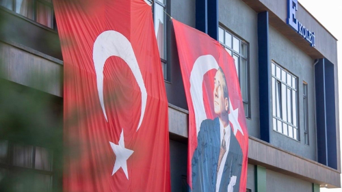 E koleji Bir Başarı HİKAYESİ ..!